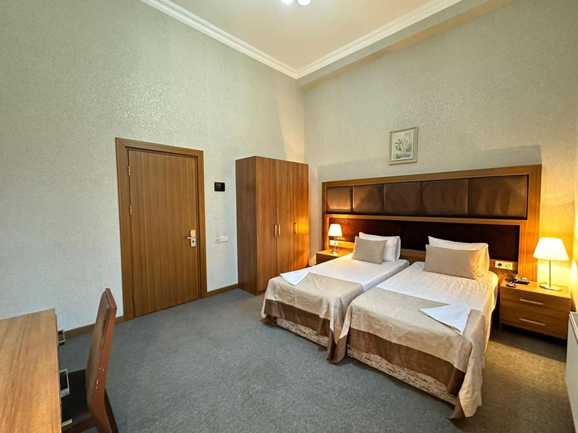 Turkiye Hotel Baku Rum bild