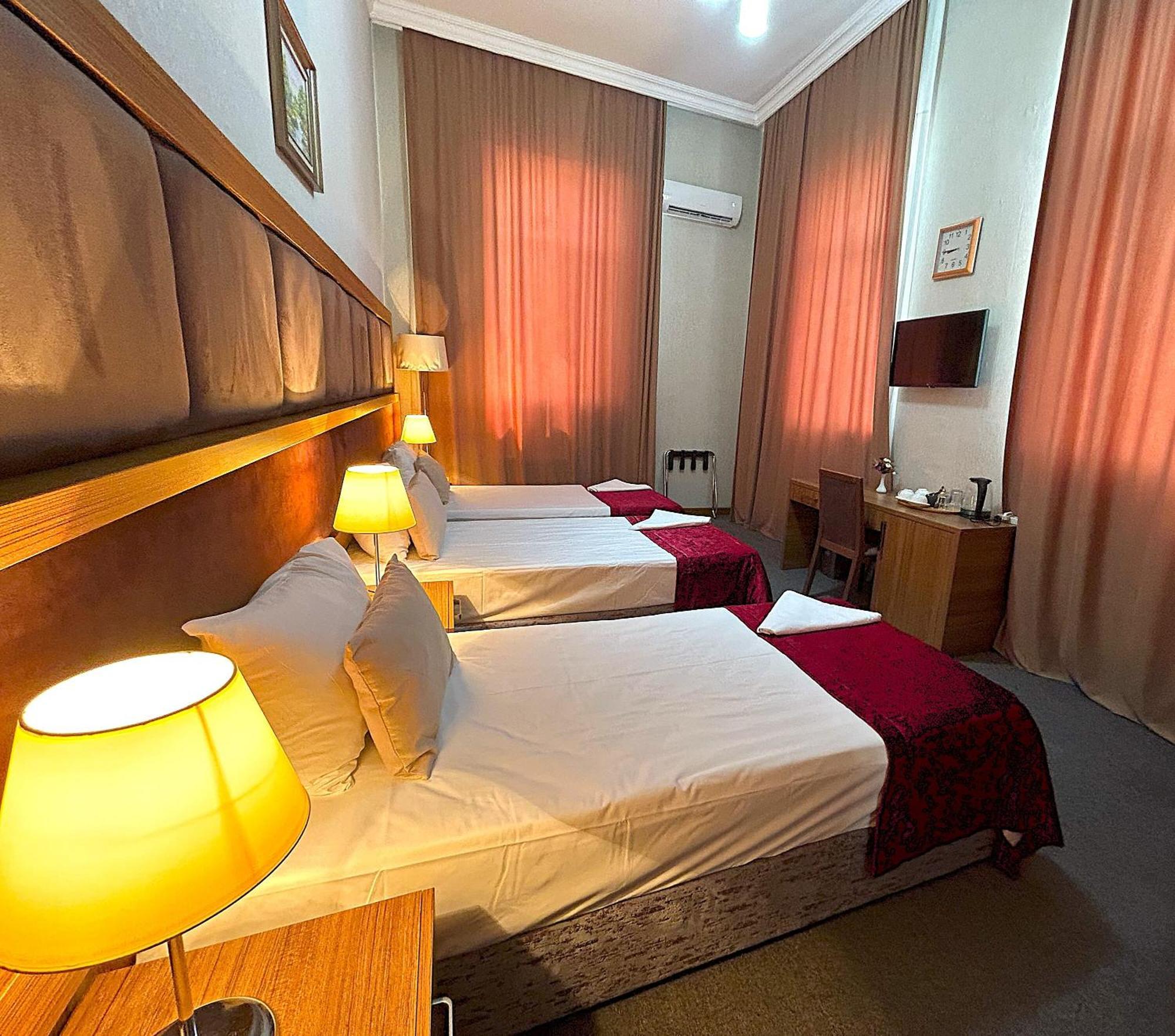Turkiye Hotel Baku Rum bild