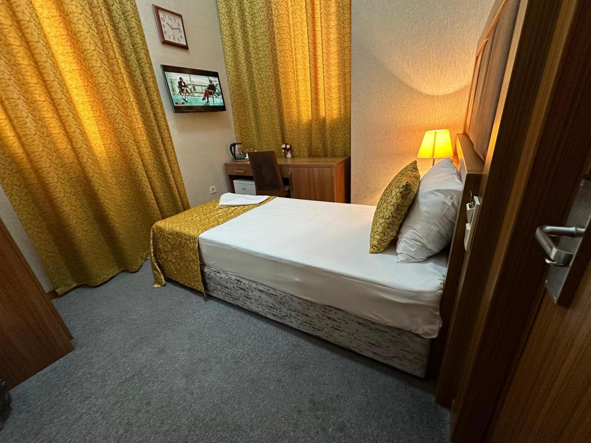 Turkiye Hotel Baku Rum bild