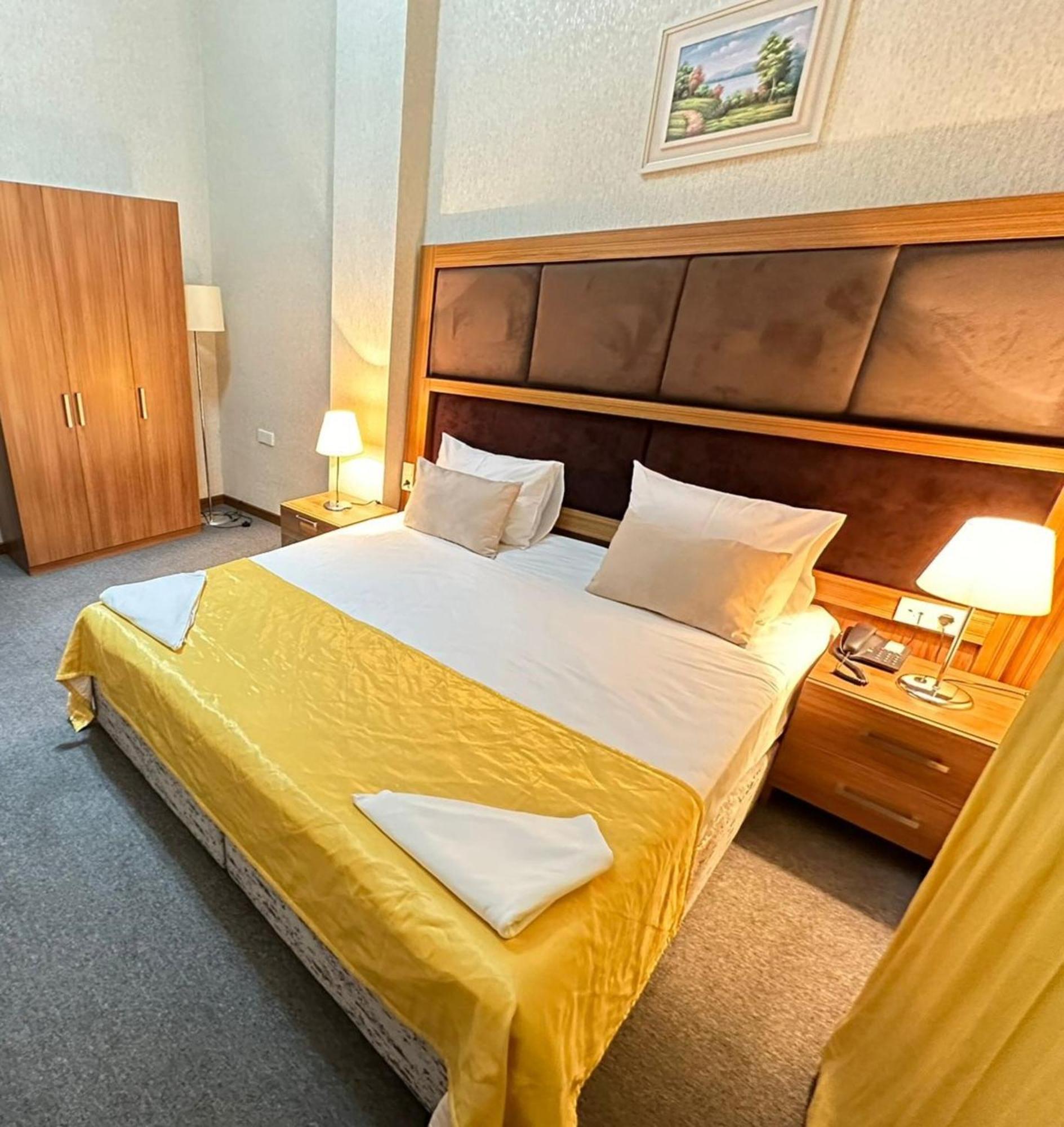 Turkiye Hotel Baku Rum bild